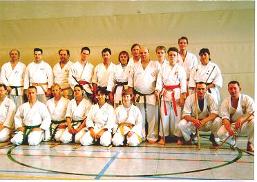 BT Rainer Seibert 4.Dan, F�nfter von rechts stehend 